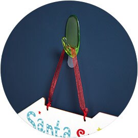 Command™ Clear Glamorous Green Clear Hooks
