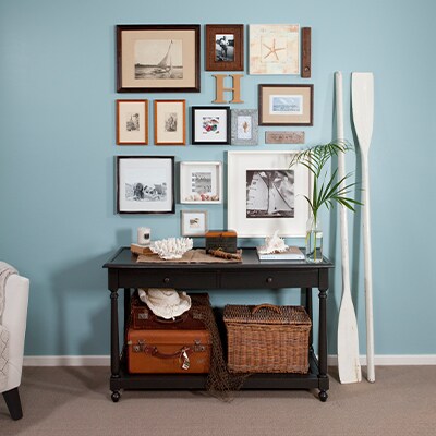 how command strips are good for hanging pictures
