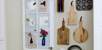 How to use Command hooks to hang kitchen supplies